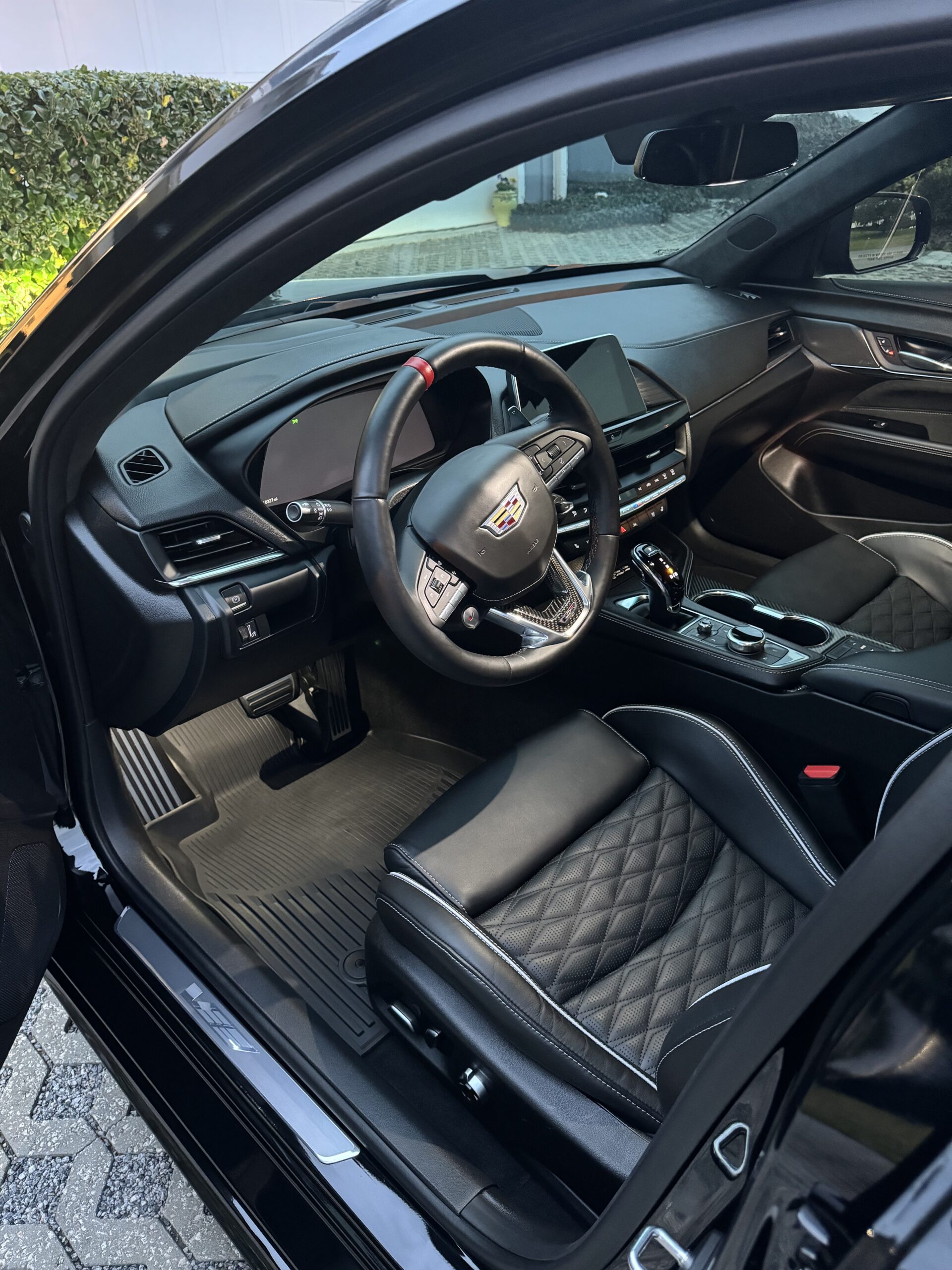 mobile detailing service Jacksonville FL - A clean, shiny car exterior after a mobile detailing service in Jacksonville FL, s